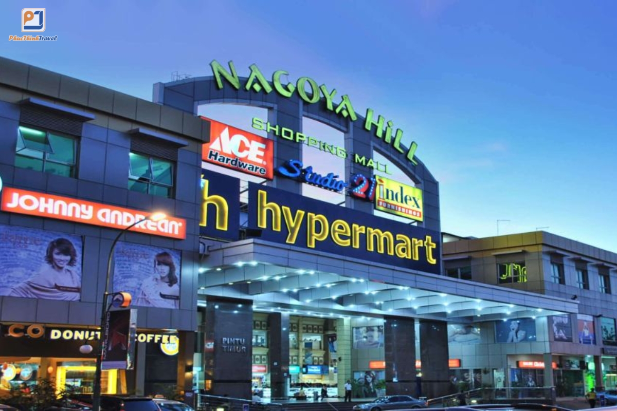 Đây là khu mua sắm lớn nhất và sầm uất nhất tại Batam 