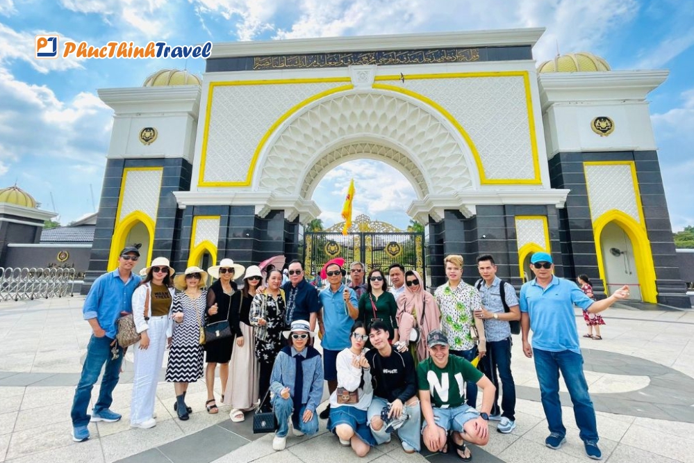 Tour iên tuyến Singapore - Malaysia: Ngắm thác nước Votex tại Jewel Changi - Khám phá Sentosa - Garden by the bay - Động Batu - Khám phá cao nguyên Genting bằng cáp treo