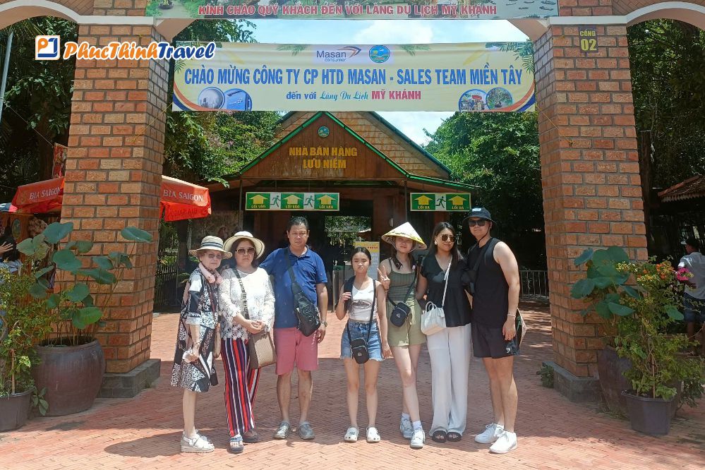 Tour Cần Thơ - Bến Tre - KDL Mỹ Khánh - Thưởng thức trái cây theo mùa - Căn nhà màu tím