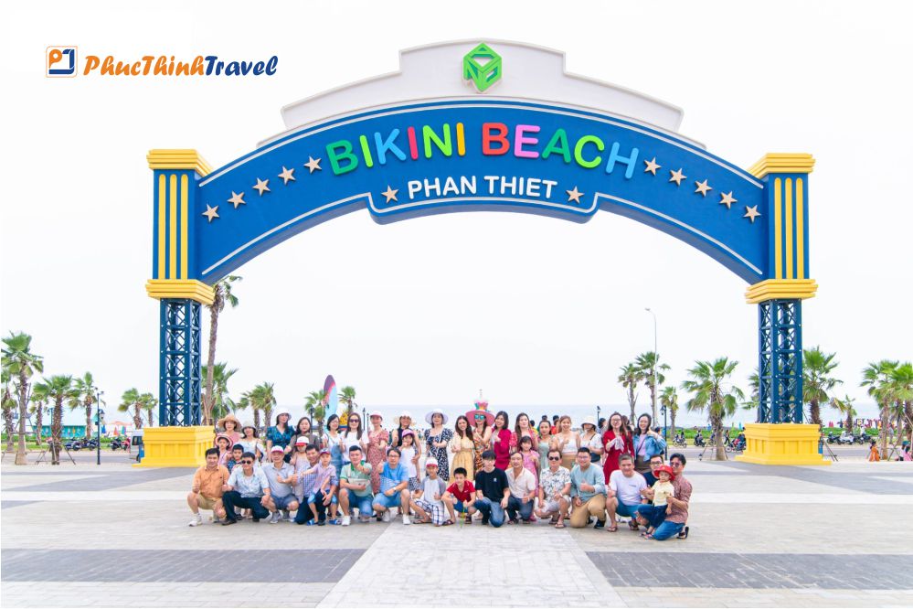 Tour du lịch Phan Thiết - Bikini Beach - Trải nghiệm bánh canh tôm hùm